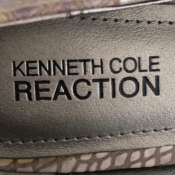 Kenneth Cole Reaction Hill Top Pump in Faux Snake Taupe - Size 8 - Picture 10 of 12